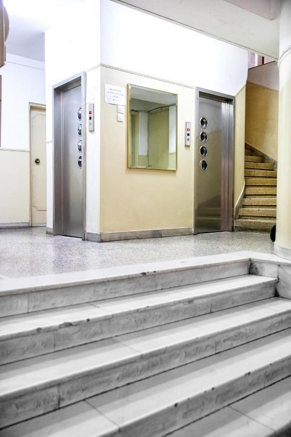 Sleeping Beauty Apartment City Center!! Солун Екстериор снимка