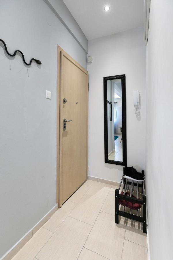 Sleeping Beauty Apartment City Center!! Солун Екстериор снимка